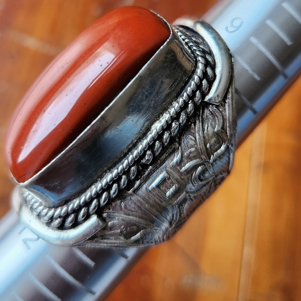 Goldstone Gemstone Statement Ring with Beautiful Filigree Detailing